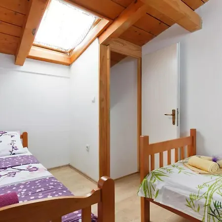 Apartament With Large Garden In The Heart Of